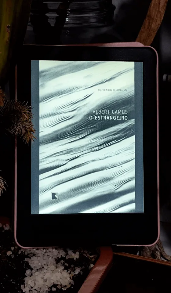 oEstrangeiro.png